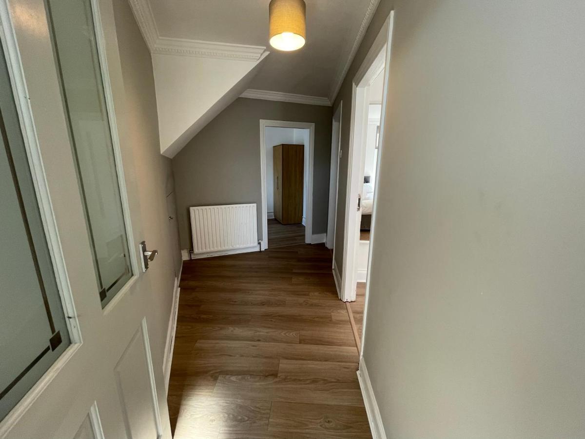Huge Serviced Apartment With Free Parking Jesmond Exteriér fotografie